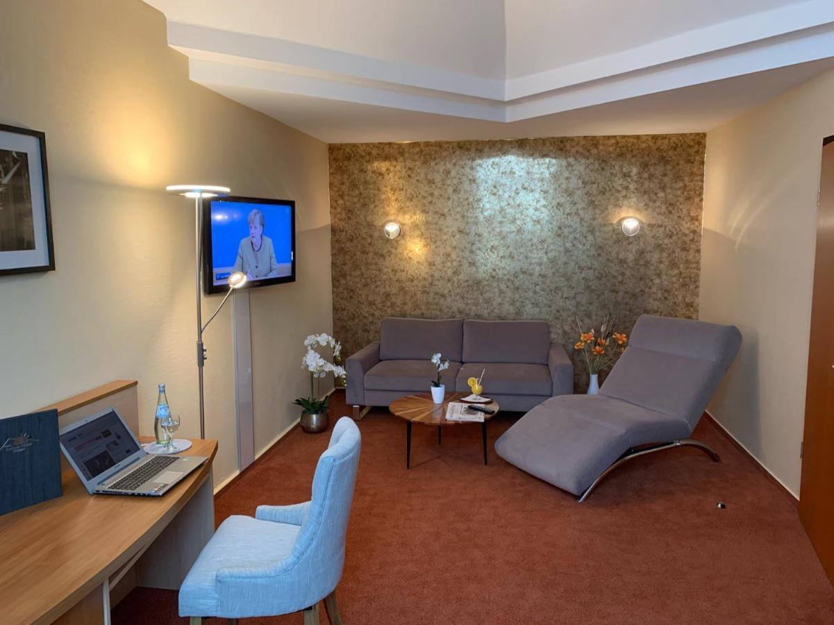 Atrium Hotel Krueger Lambrechtshagen Eksteriør bilde