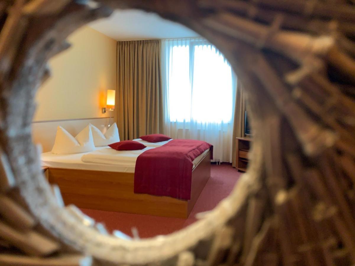 Atrium Hotel Krueger Lambrechtshagen Eksteriør bilde